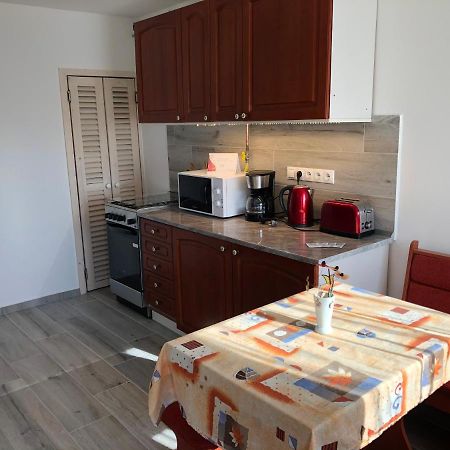 Leander Apartman Balatonakali Luaran gambar