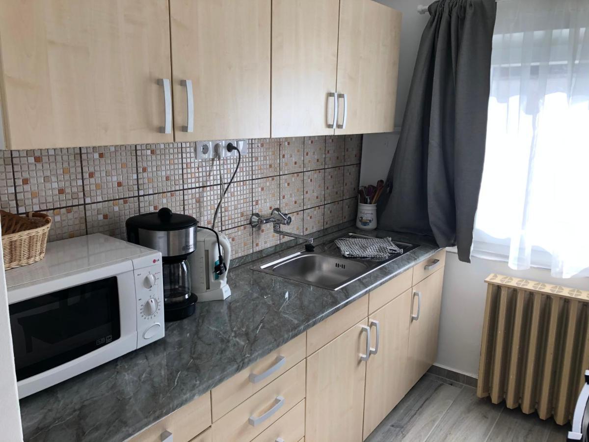 Leander Apartman Balatonakali Luaran gambar